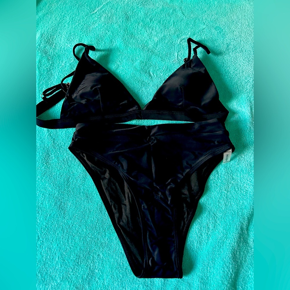 Black Bikini Set